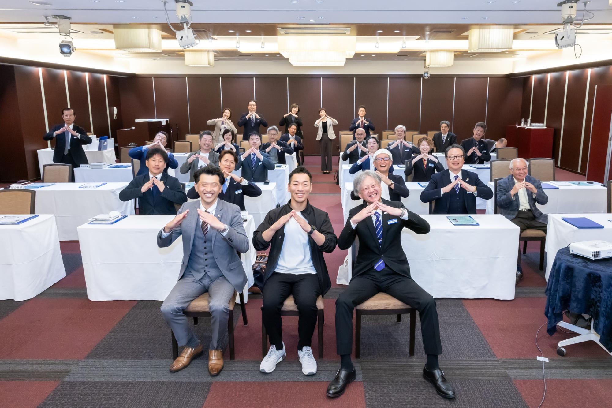 『今から、本気出す』  姫野 泰尚氏 5/10（土）第87回　経営者モーニングセミナーレポート